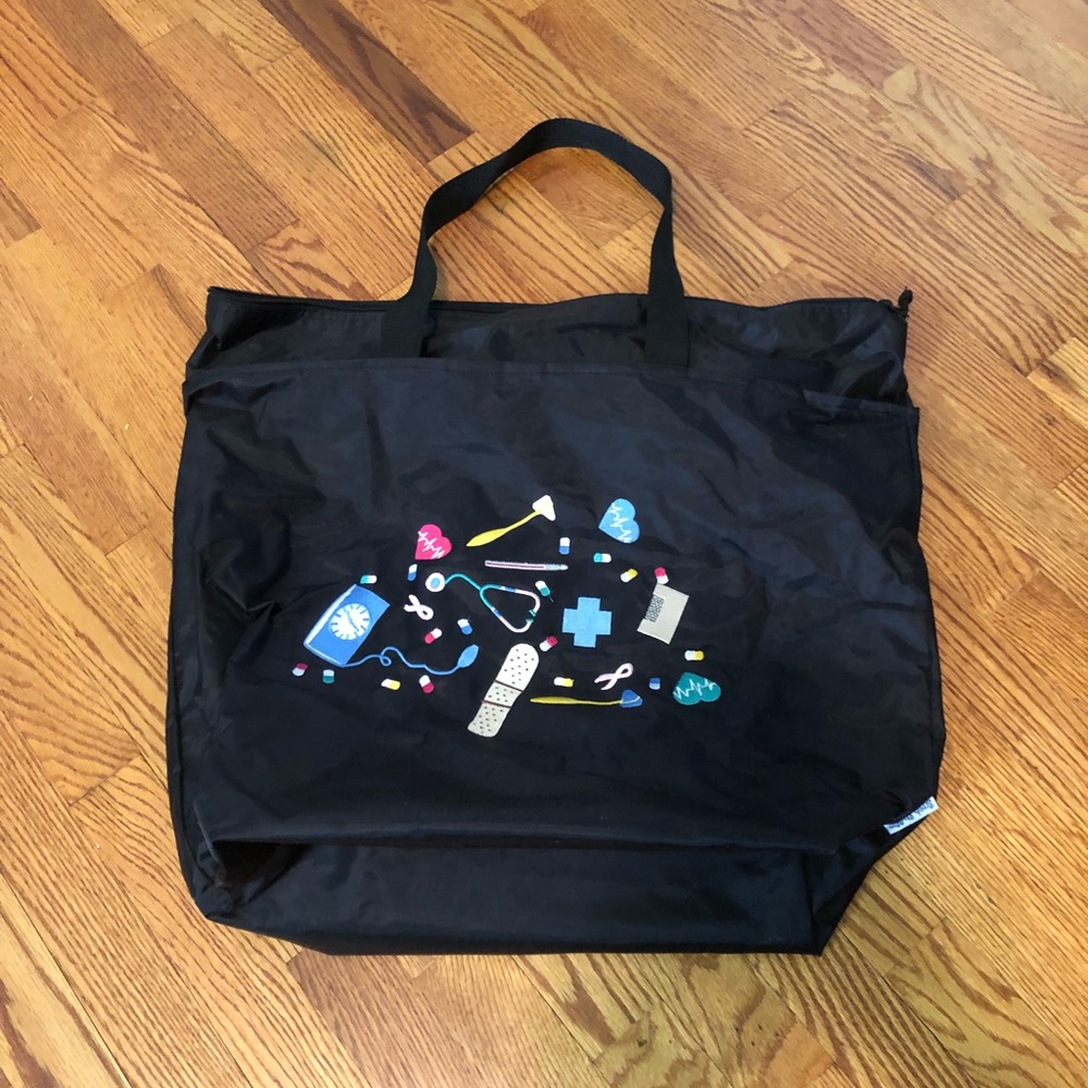 Large nursing bag